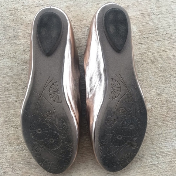 Steve Madden P-Heaven Flats in Rose Gold - Picture 6 of 8